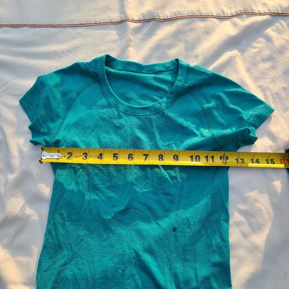 Lululemon Run: Swiftly Tech Short Sleeve - Surge Teal - Size 2 - Picture 10 of 15